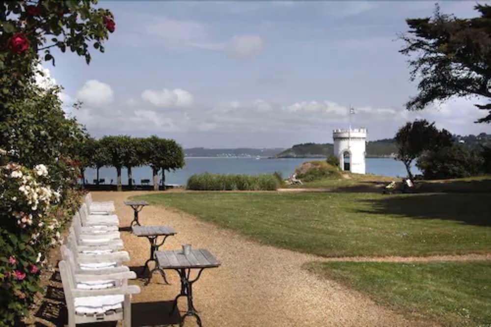 Le Grand Hotel Des Bains & Spa - Bretagne Локірек Екстер'єр фото