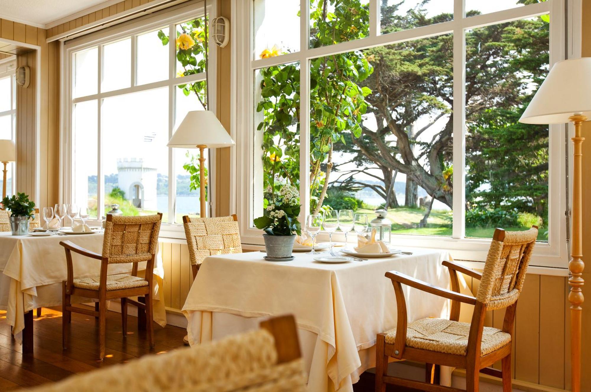 Le Grand Hotel Des Bains & Spa - Bretagne Локірек Екстер'єр фото